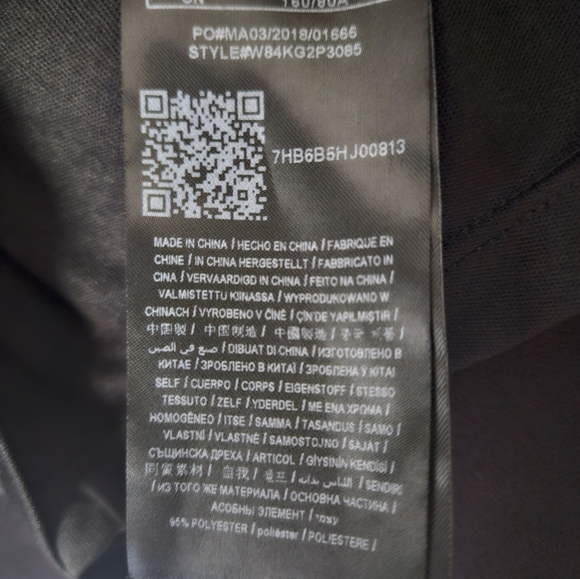 Guess crew neck beaded front sleeveless zippered dress, like new - Picture 7 of 10